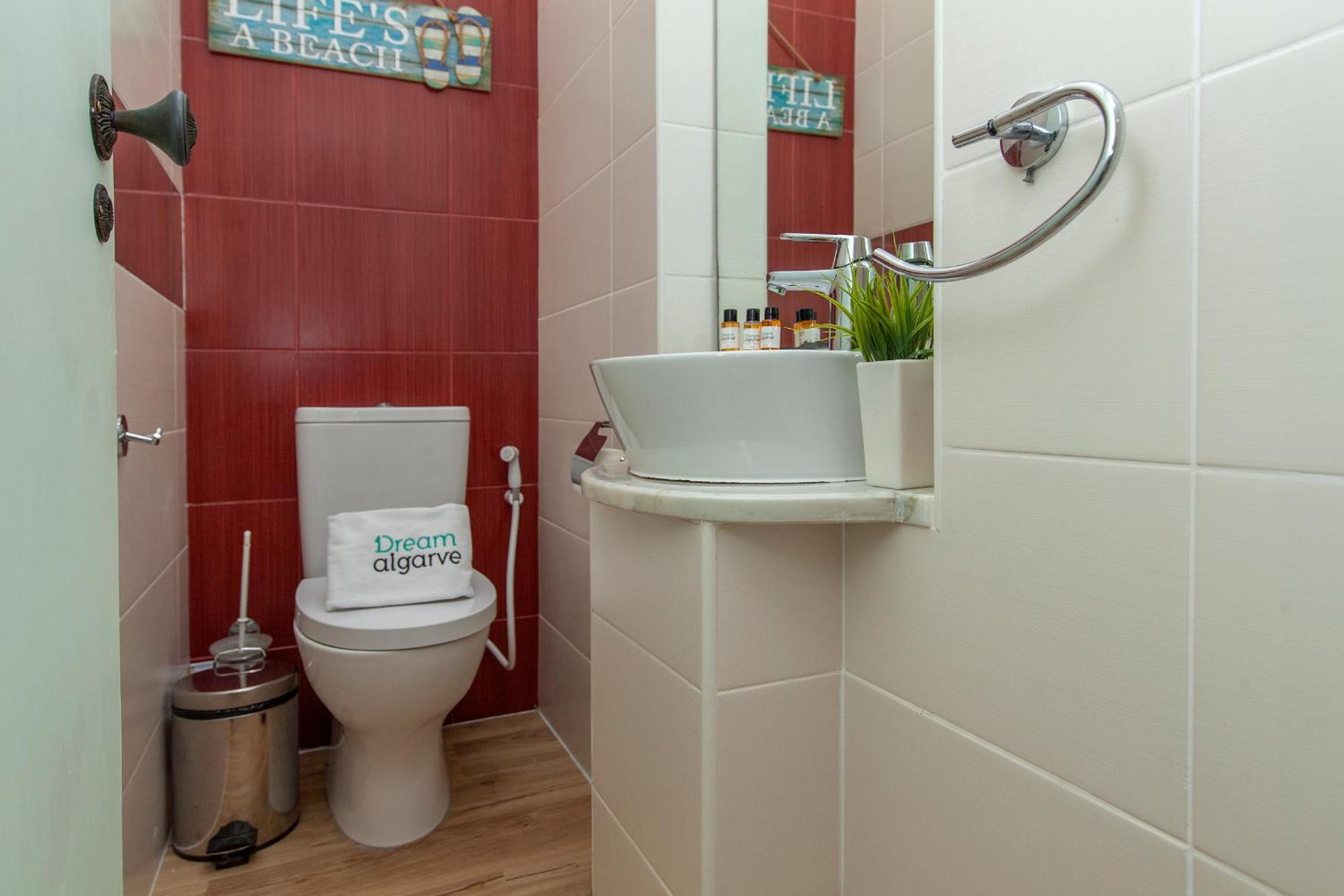 B86 - Beachline Apartment In Praia Da Luz Екстер'єр фото